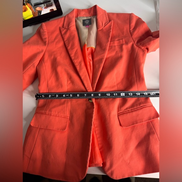 Vince Camuto Coral Tailored Blazer – Size 6 | One Button - Picture 8 of 11